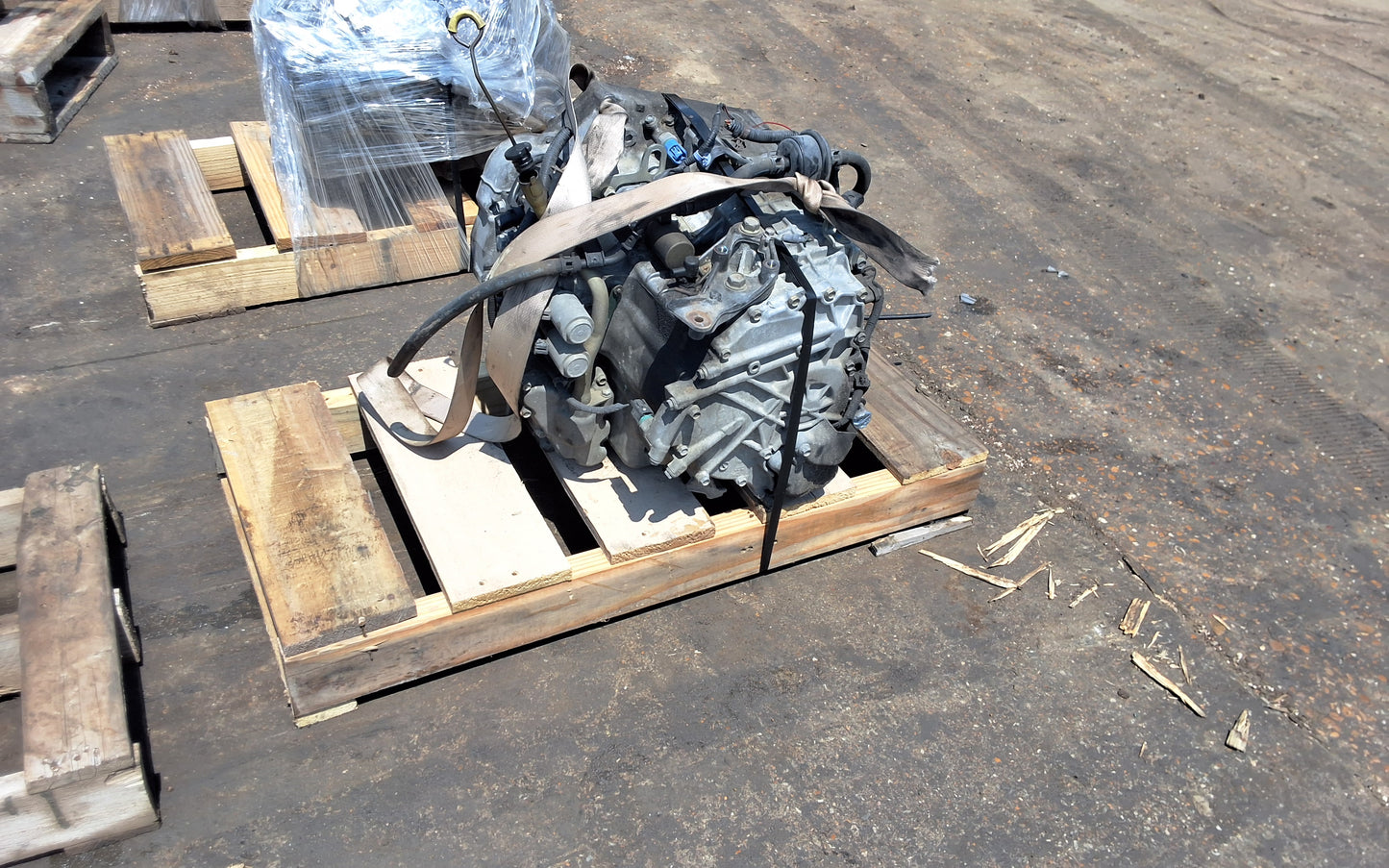 2004-2005 HONDA ACCORD - AUTOMATIC TRANSMISSION - #M17393