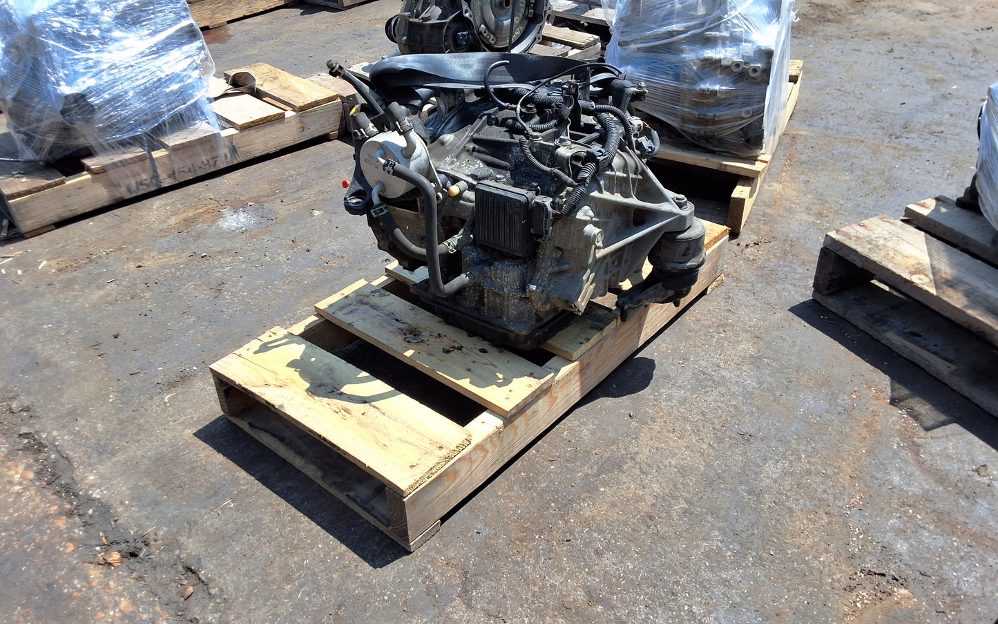 2010-2011 TOYOTA CAMRY- AUTOMATIC TRANSMISSION - #M17407