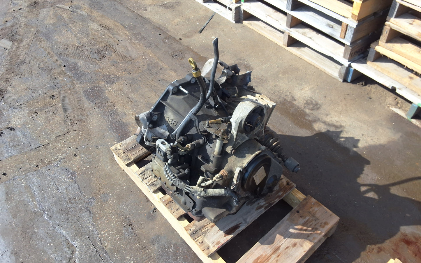 2001-2007 Chrysler Town and Country - Transmission -#M17476
