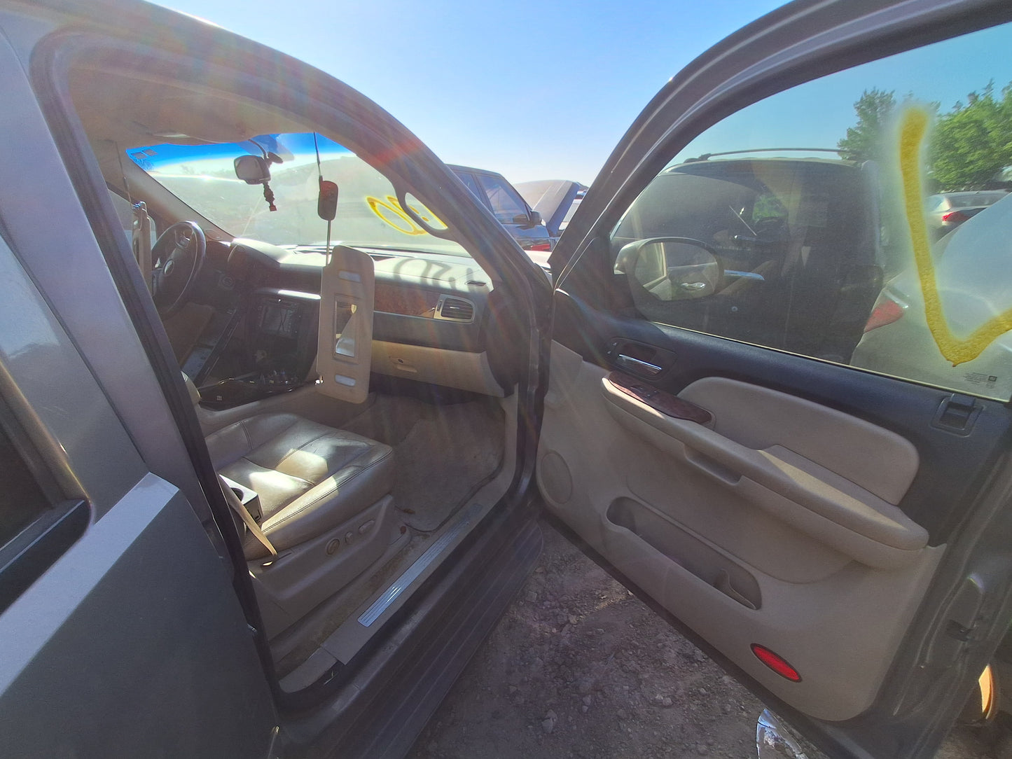 2007-2014 CHEVY SUBURBAN - PARTING OUT-MM-20 - Stock #:M19450
