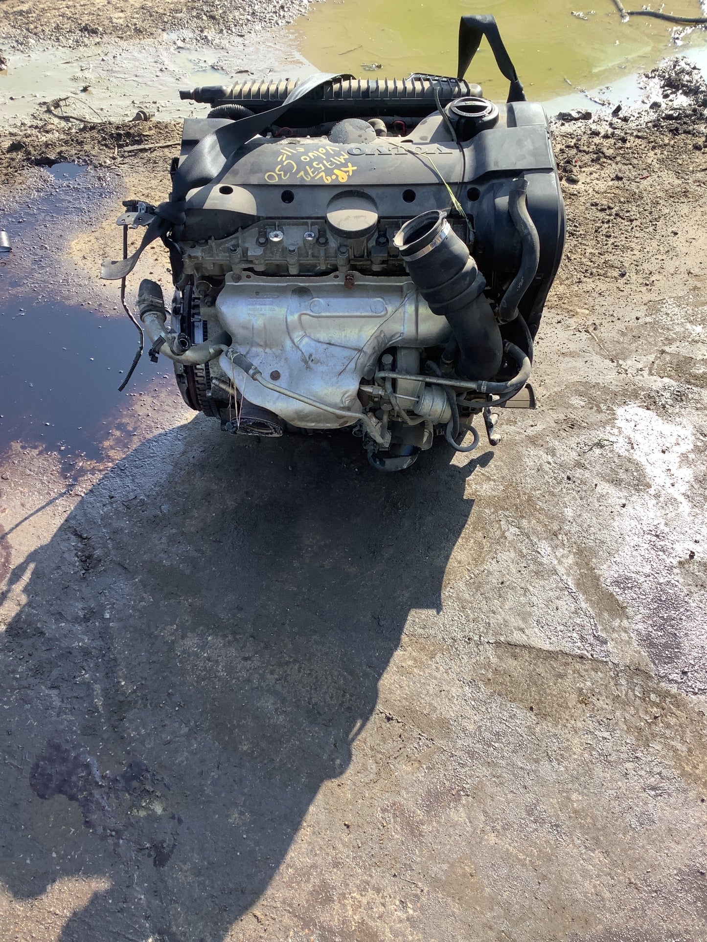 2007-2013 VOLVO C30 2.5 L ENGINE - #M17572