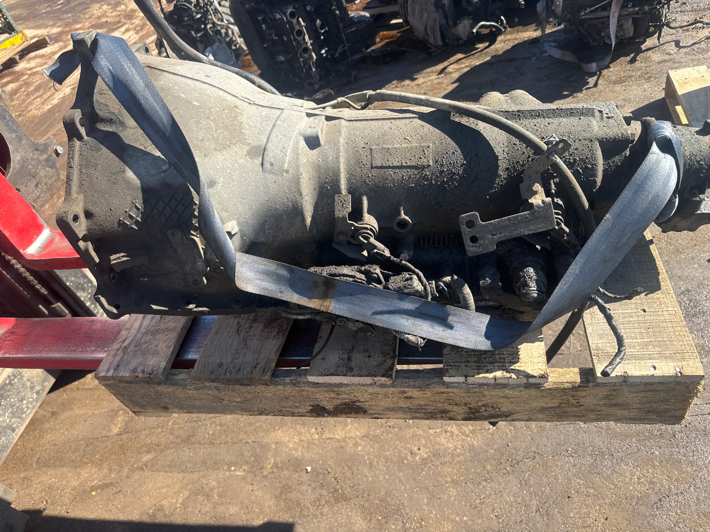 2011 ONLY Chevrolet Avalanche - Transmission -#M17365