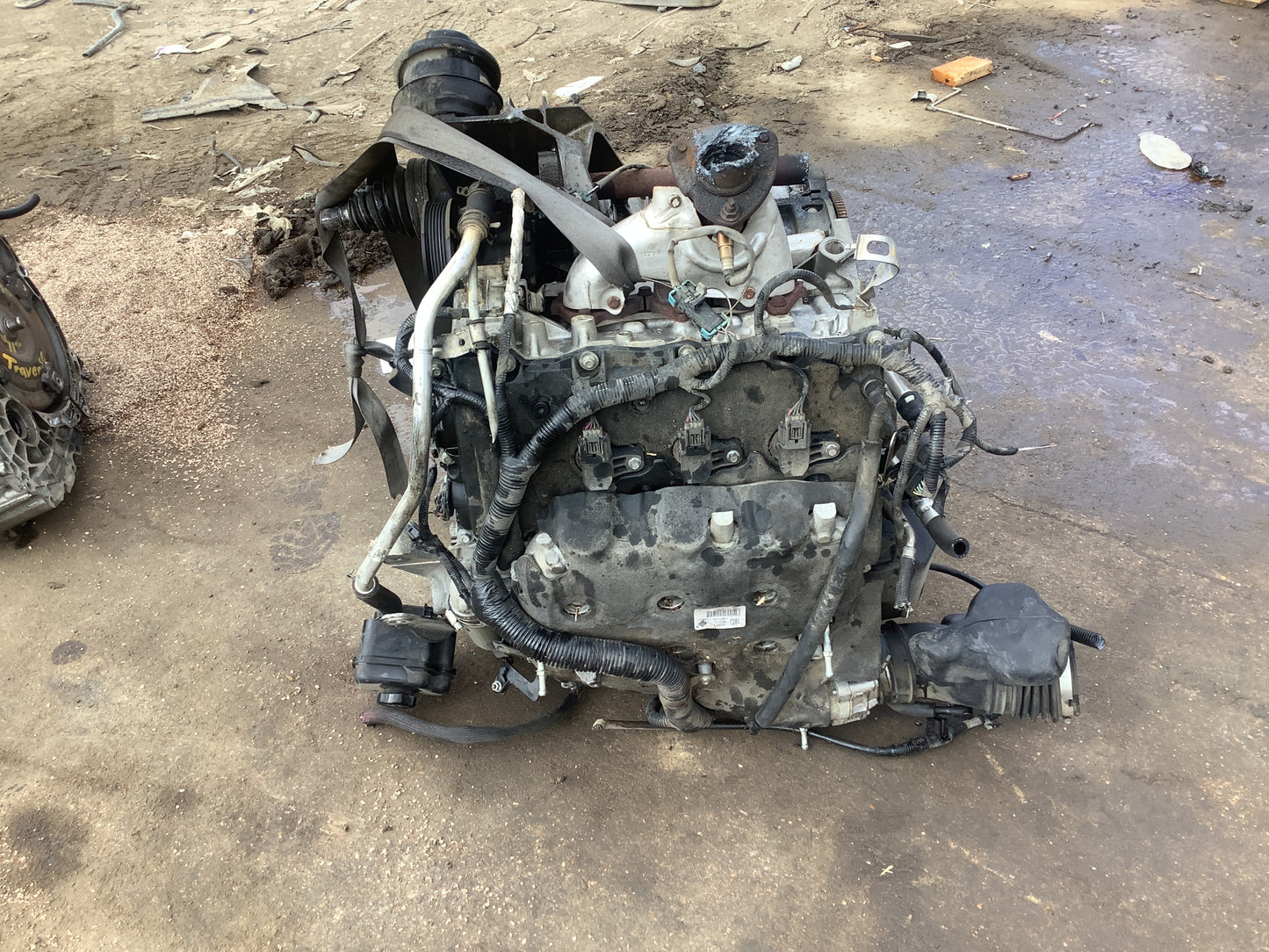 2010-2011 CHEVY TRAVERSE 3.6 L ENGINE - #M17640