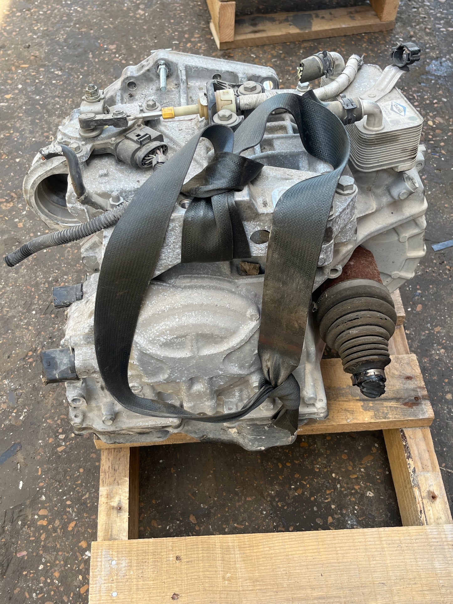 2014 - 2019 Volkswagen Passat - Automatic Transmission -#M17351