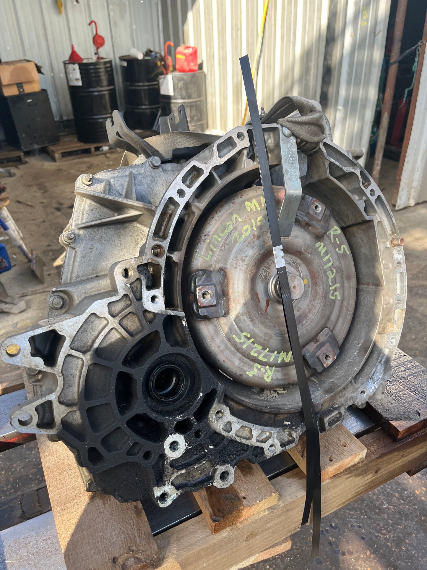 2010-2012 Lincoln MKS - Transmission -#M17215
