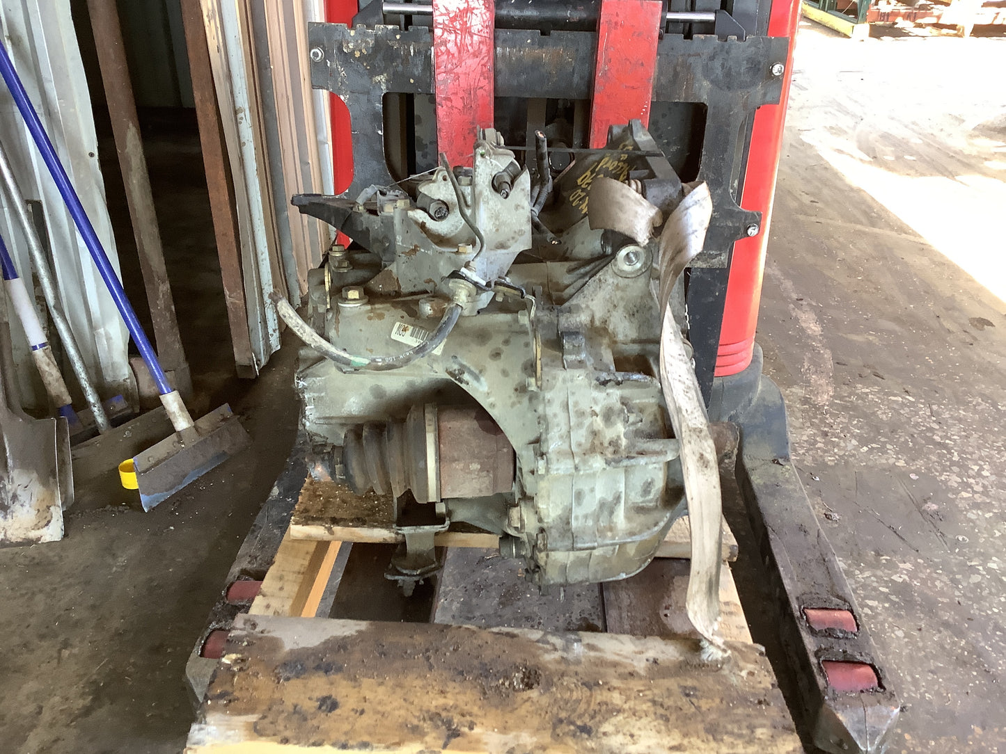 2004-2005 Honda Accord - Transmission -#M18870