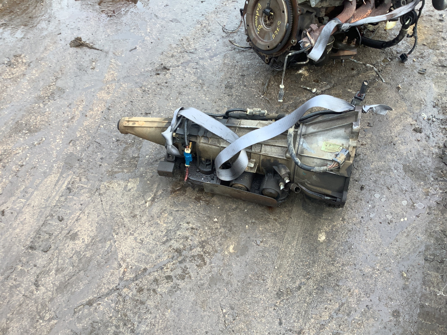 2001-2002 FORD EXPLORER - AUTOMATIC TRANSMISSION - #S3211