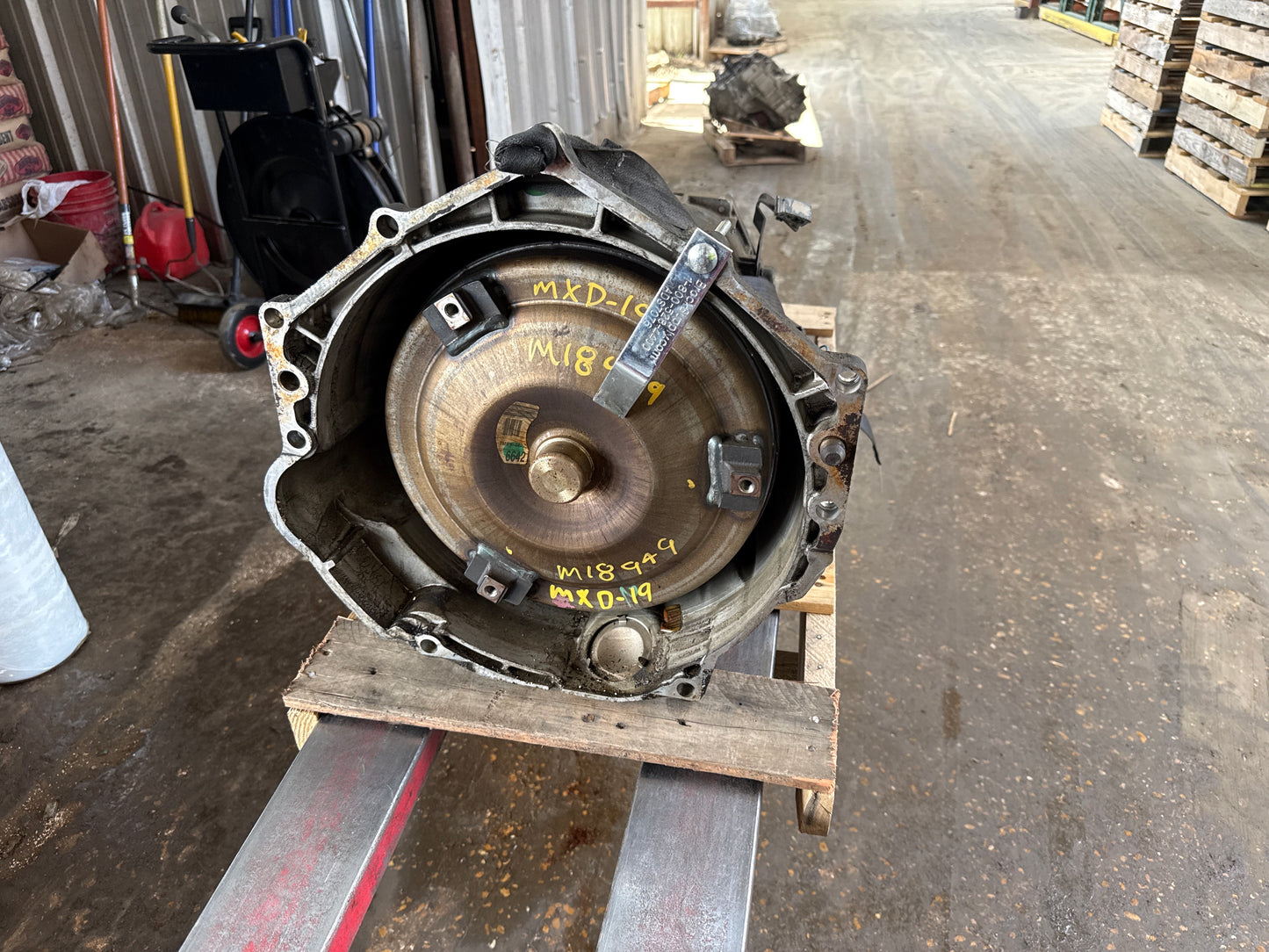 2003-2004 Chevrolet Suburban - Transmission -#M18949
