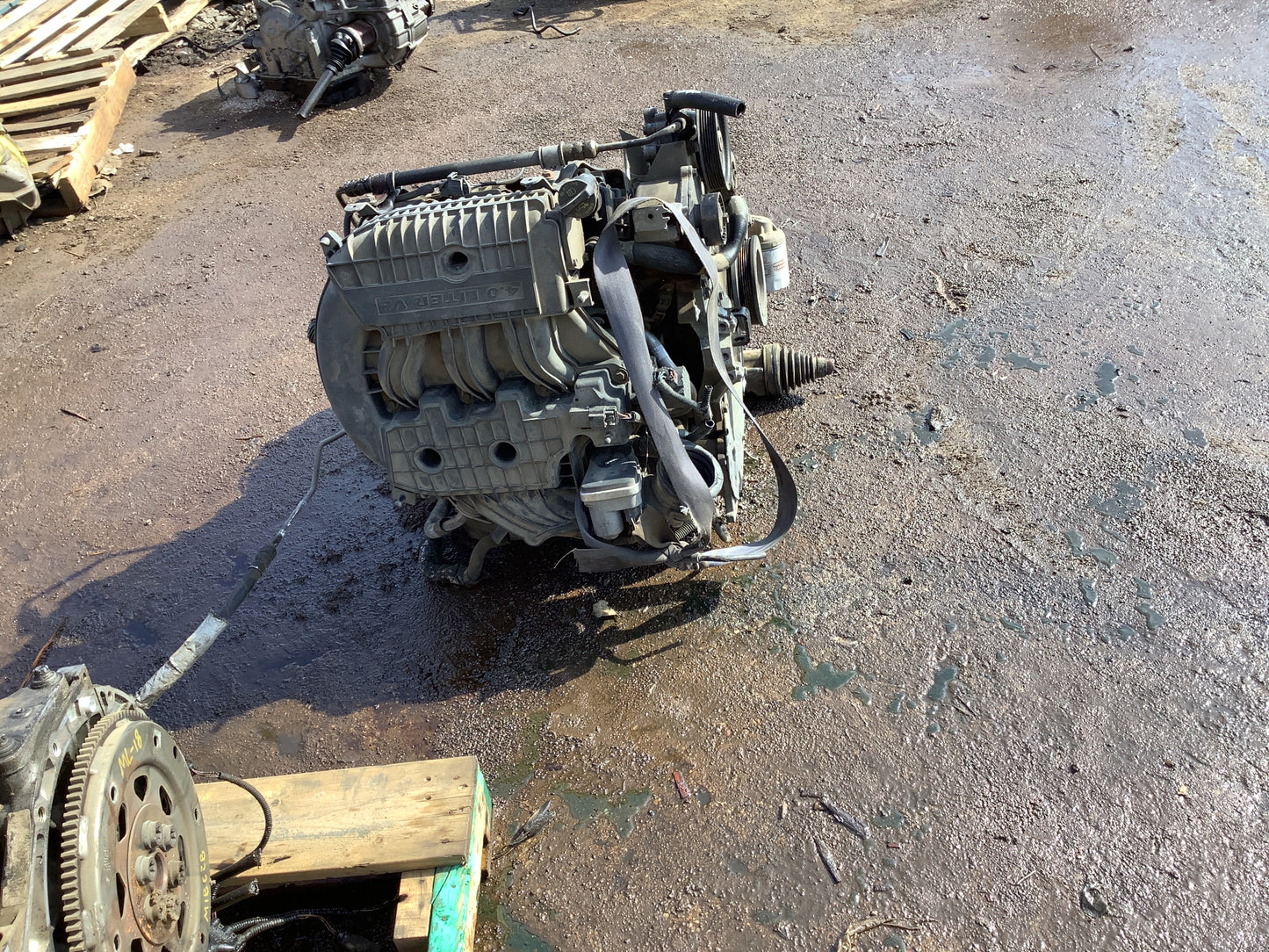 2009-2010 DODGE CARAVAN - 4.0 L ENGINE - #M18658