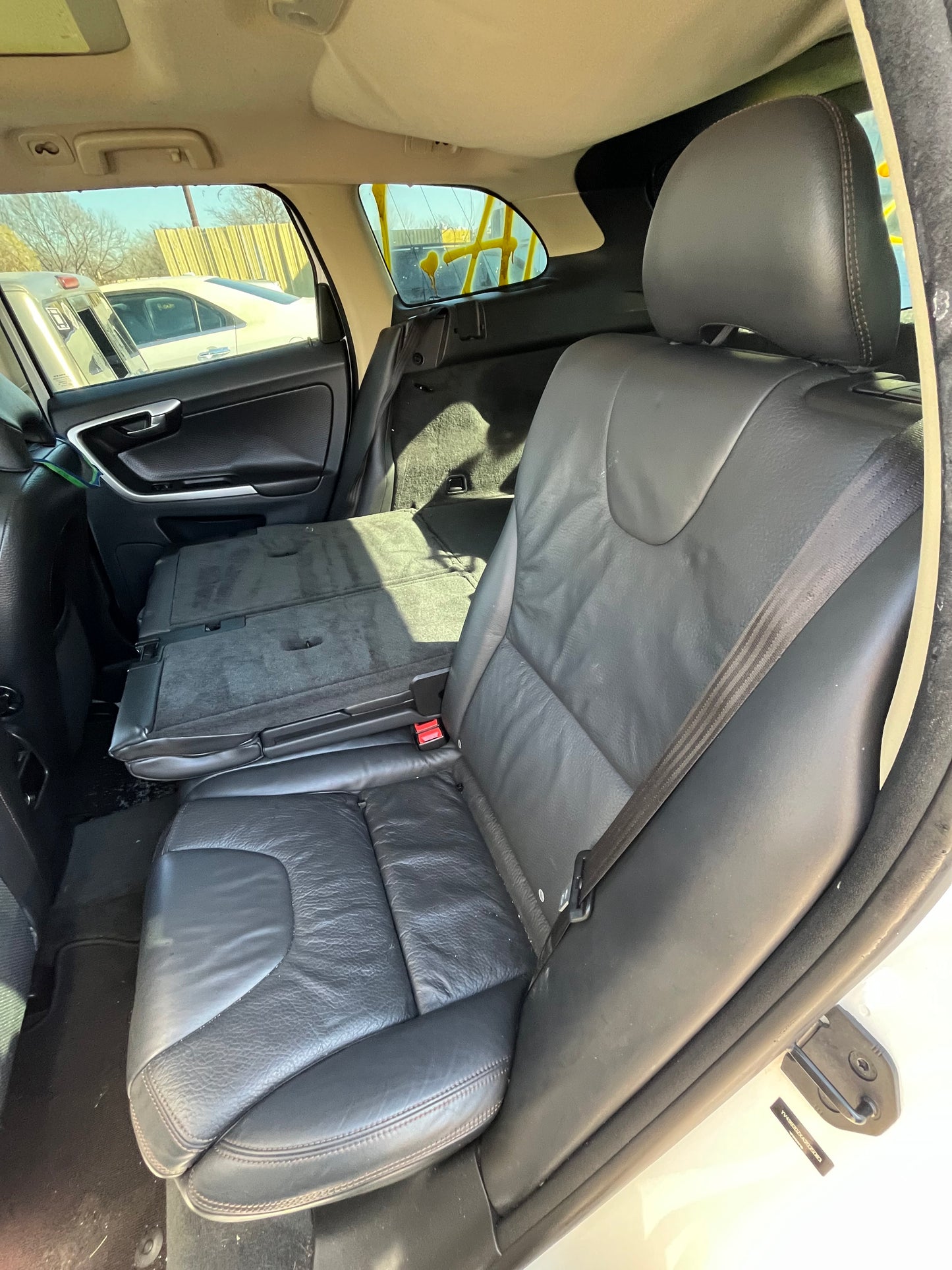 2010-2017 VOLVO XC60 - PARTING OUT- MA-11- # M18401