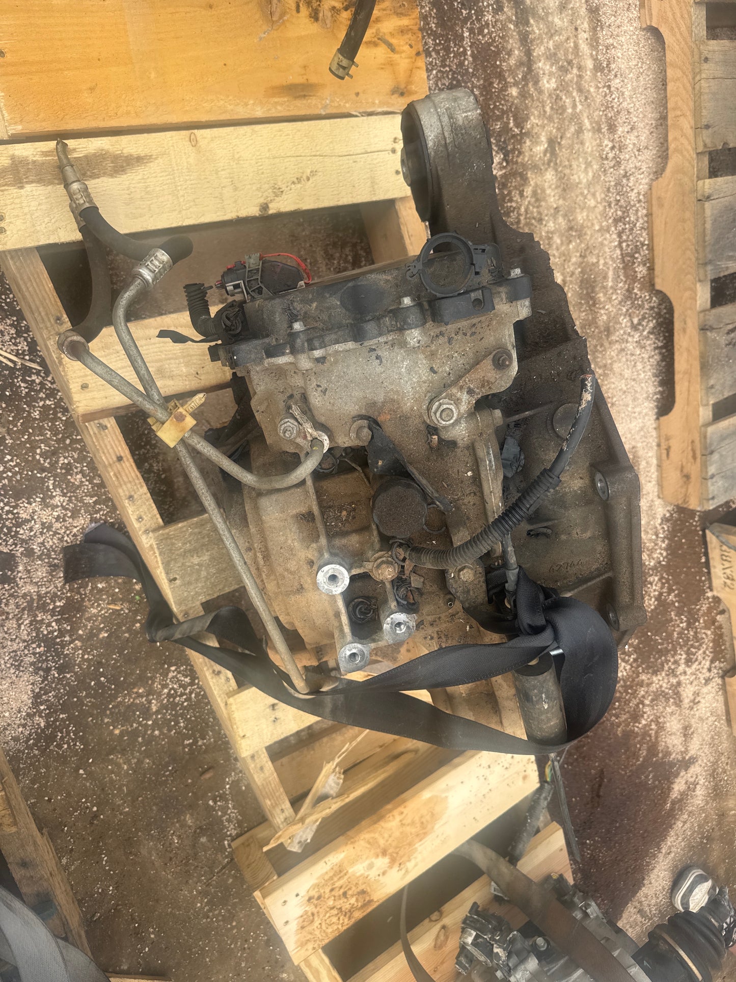 2001 CHEVROLET MALIBU - AUTOMATIC TRANSMISSION -#M18423