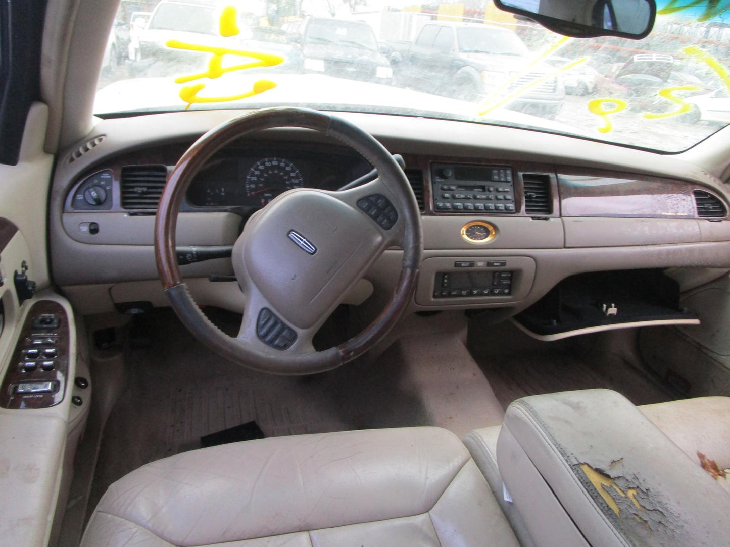 2/2 1998 - 2002 Lincoln Town Car | All Parts G - Z | SKU #: 16878 - CA-8