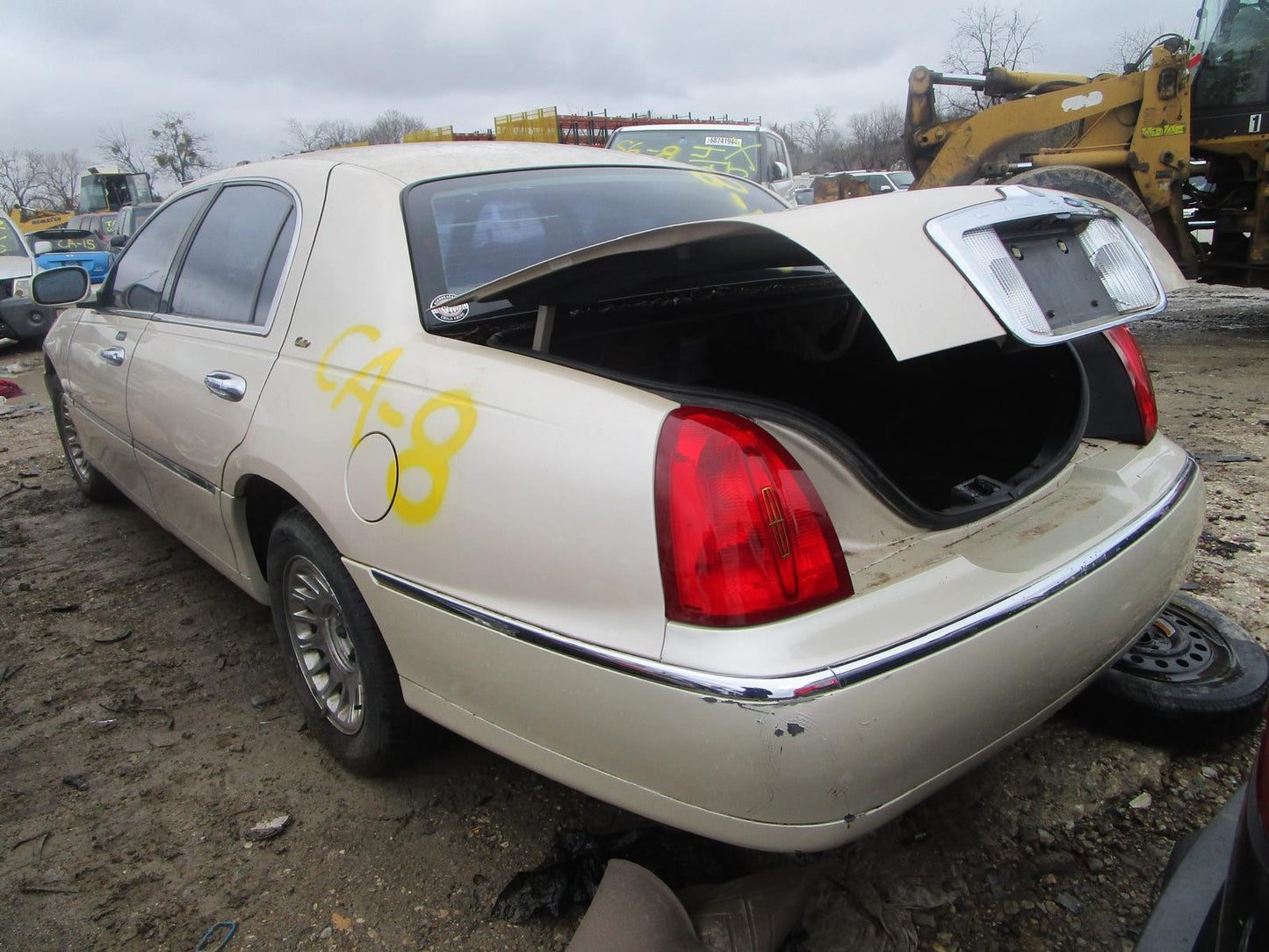 2/2 1998 - 2002 Lincoln Town Car | All Parts G - Z | SKU #: 16878 - CA-8