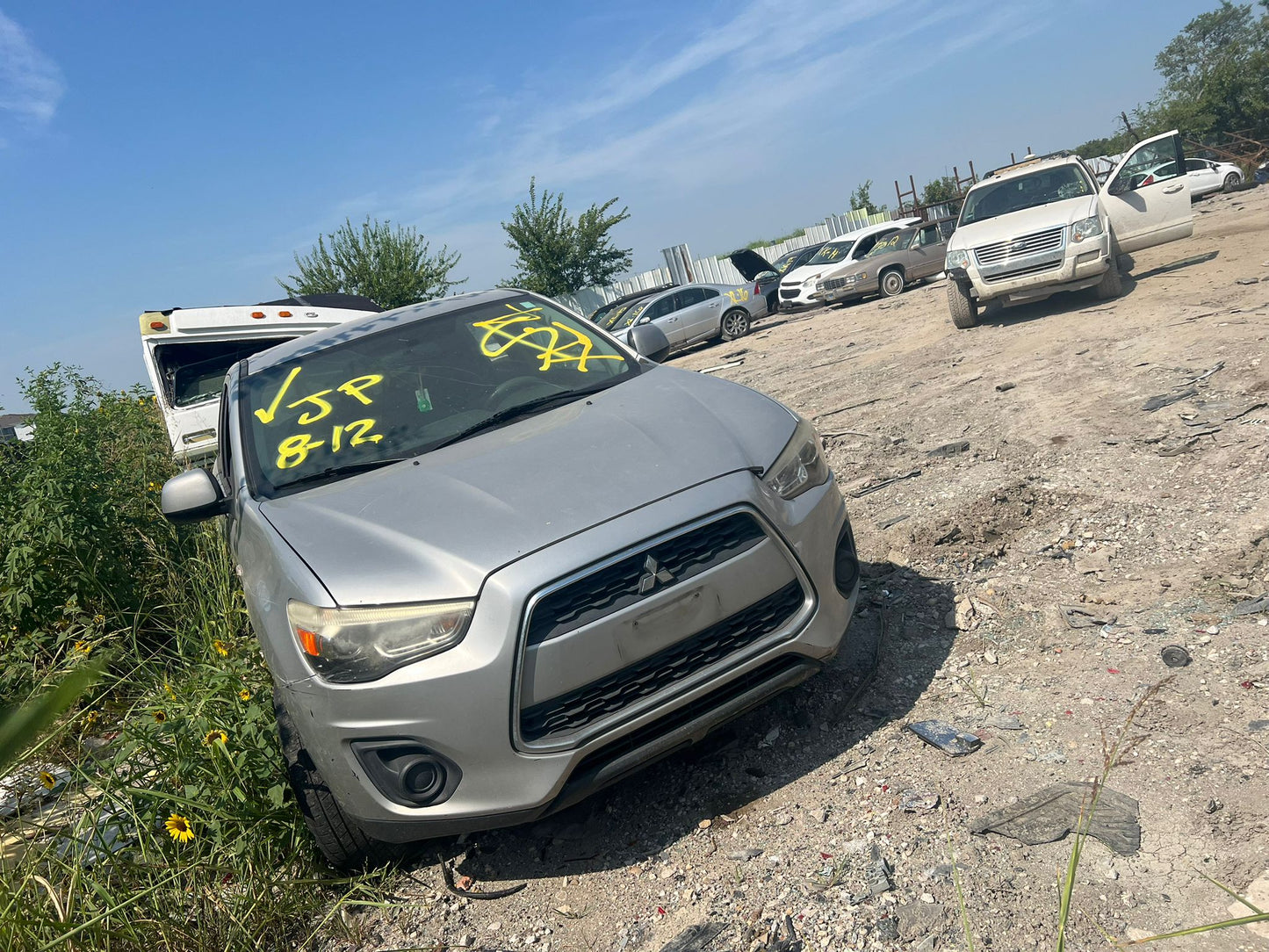 2/2 2011-2015 Mitsubishi Outlander | All Parts G - Z | SKU #: M17494 XL-4