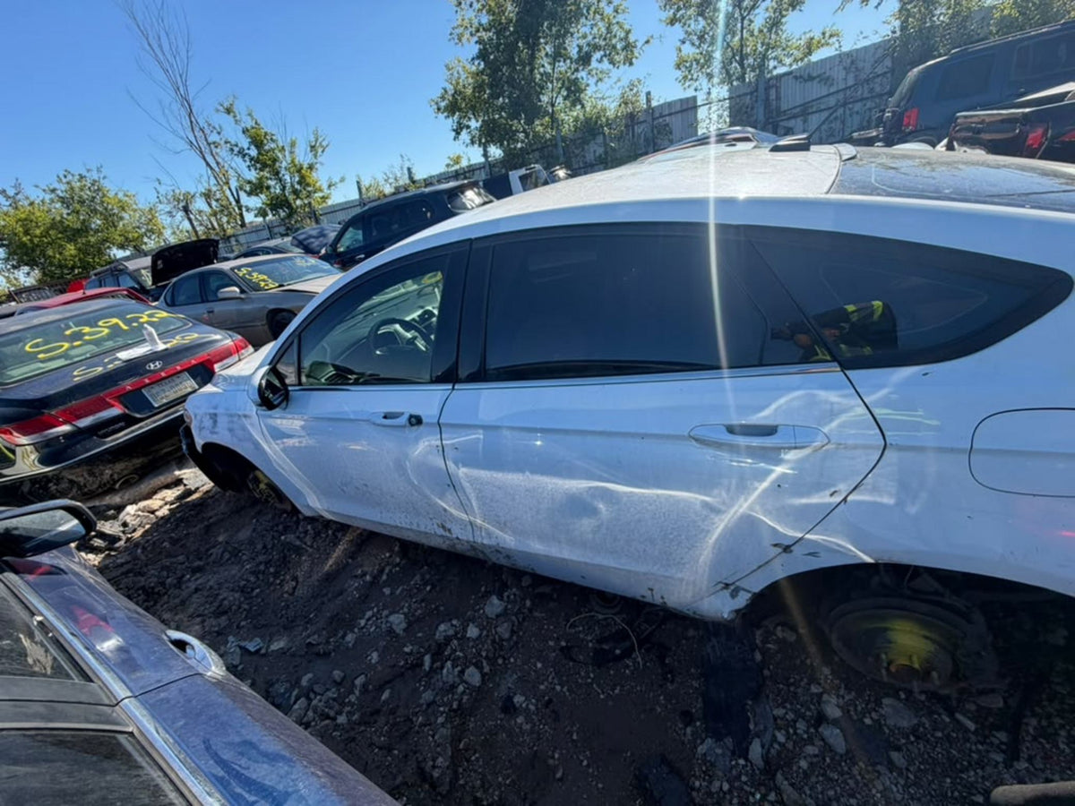 CA_VEHICLE_MEDIA:13203598430:3300656712