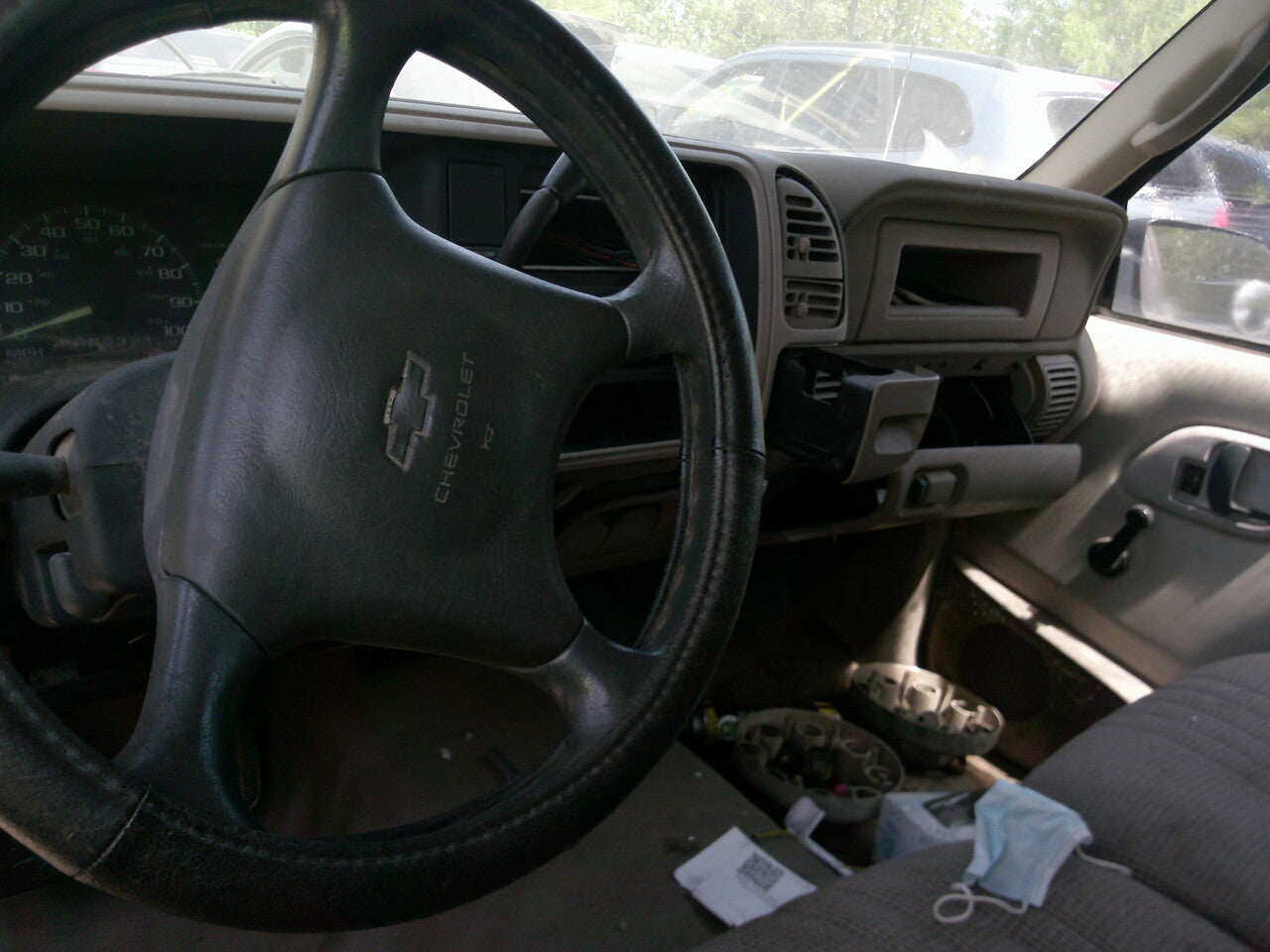 2/2 1995 - 2000 Chevrolet Silverado 2500 | All Parts G - Z | SKU #: M17510 - XL-20