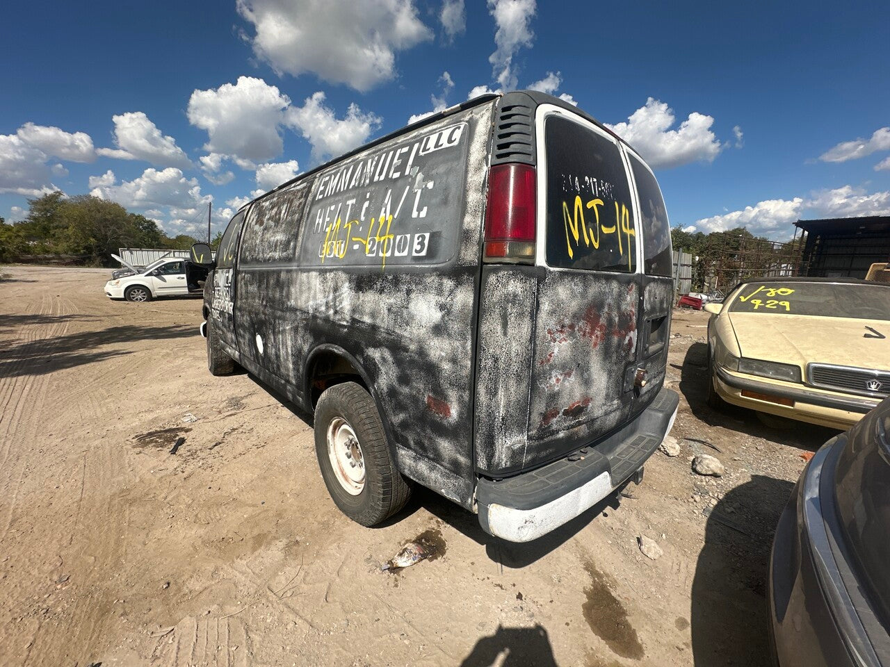 2/2 1996 - 2002 Chevrolet Express 2500 | All Parts G - Z | SKU #: M17784 - J-14