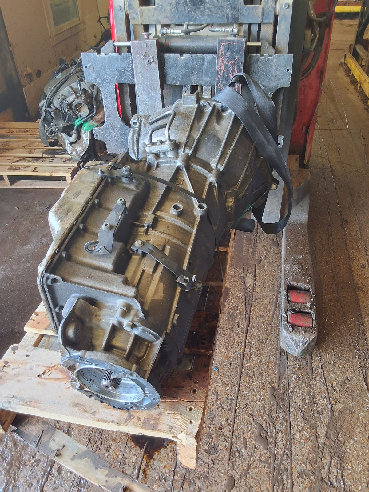 2008 GMC Yukon Automatic opt L92) Transmission main image