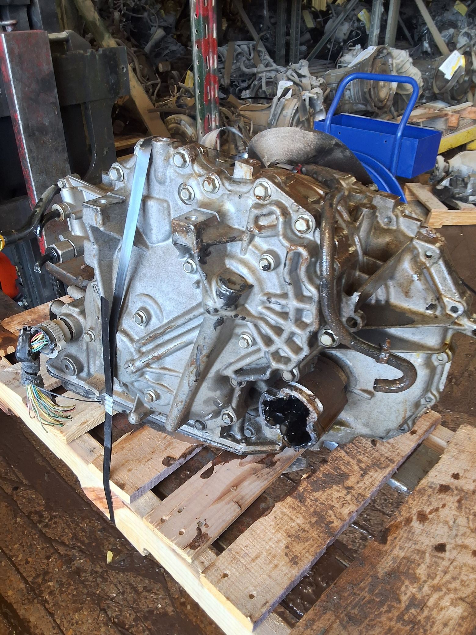 2007-2017 Jeep Patriot AT, (CVT), 2.4L, FWD 8th digit) Transmission main image