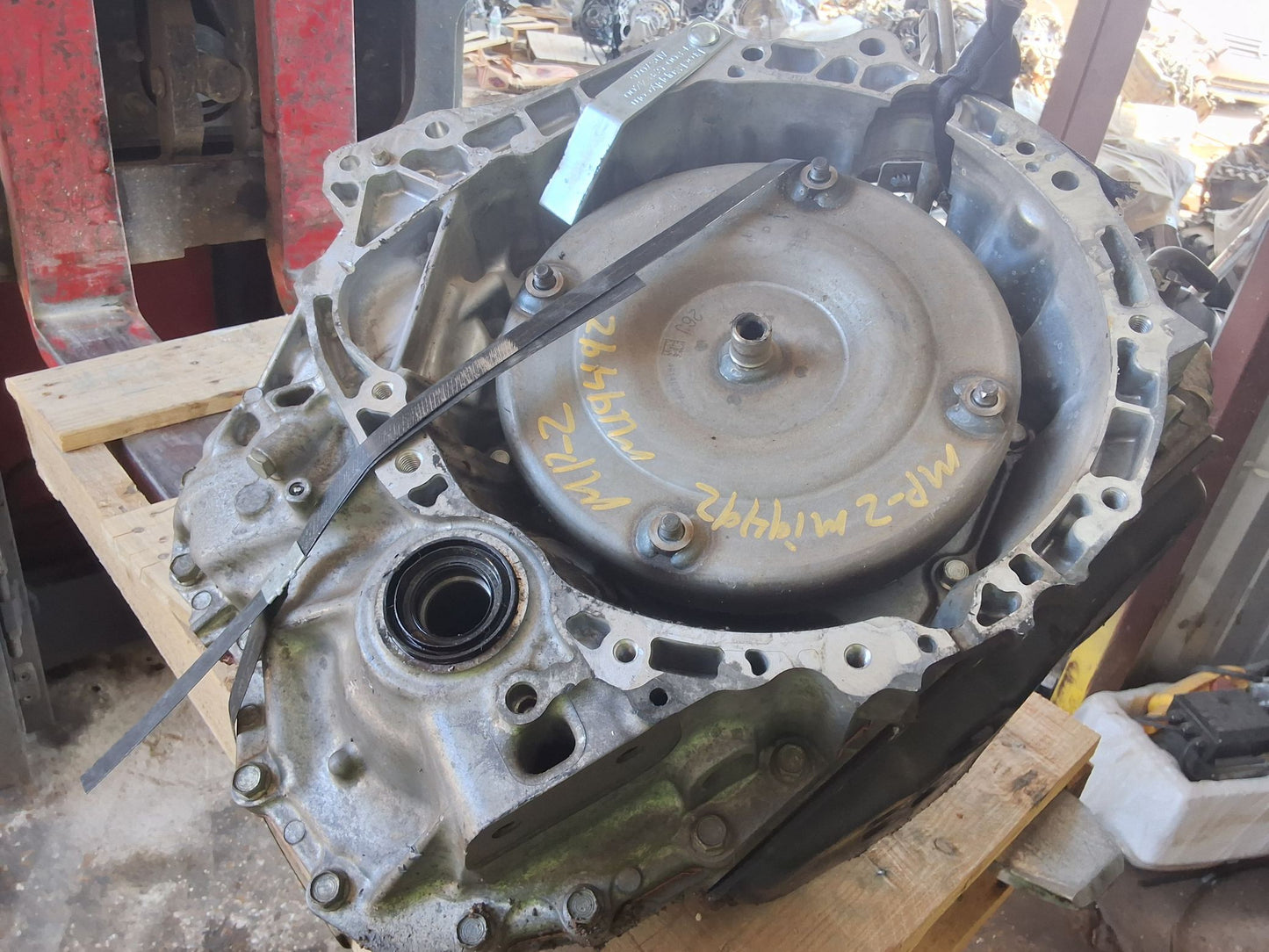 2015 Nissan Altima AT, 2.5L (4 cylinder), (CVT) QR25DE) Transmission main image