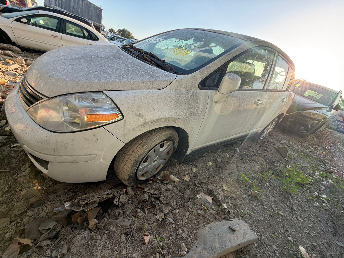 Exterior Door Handle Front Driver Side 2007 - 2011 Nissan Versa main image