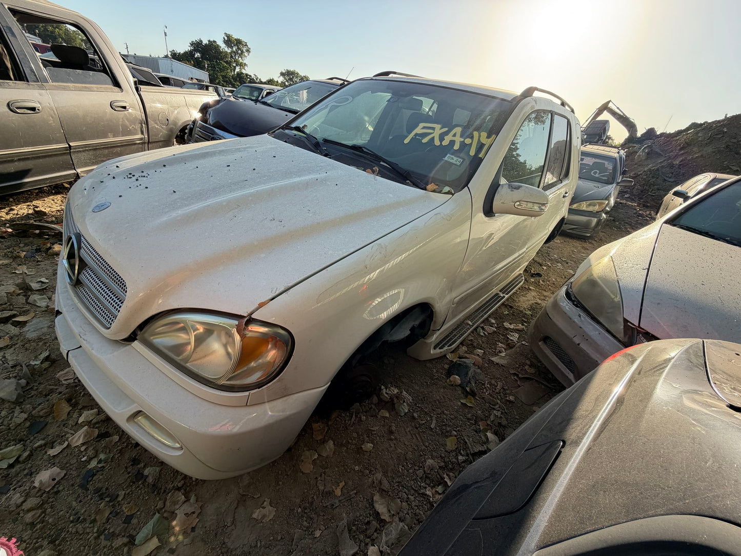 Axle Shaft Rear Driver Side 1998 - 2005 Mercedes-Benz M-Class main image