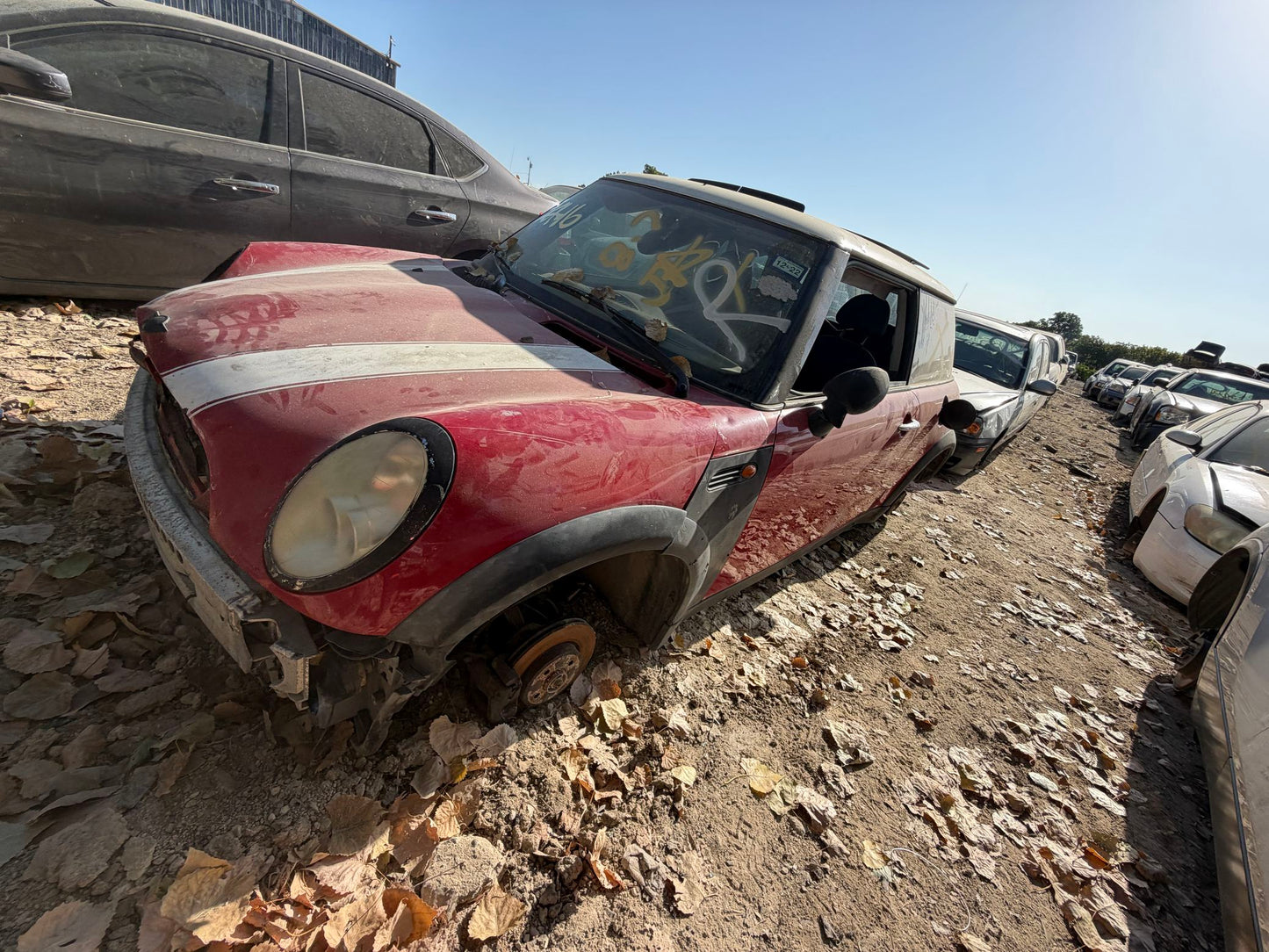 Steering Knuckle Front Passenger Side 2002 - 2006 Mini Cooper Hardtop main image