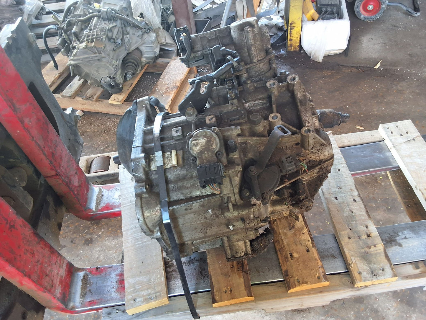 2012-2015 Hyundai Veloster AT, (6 Speed), dual clutch (DCT) DOHC) Transmission main image