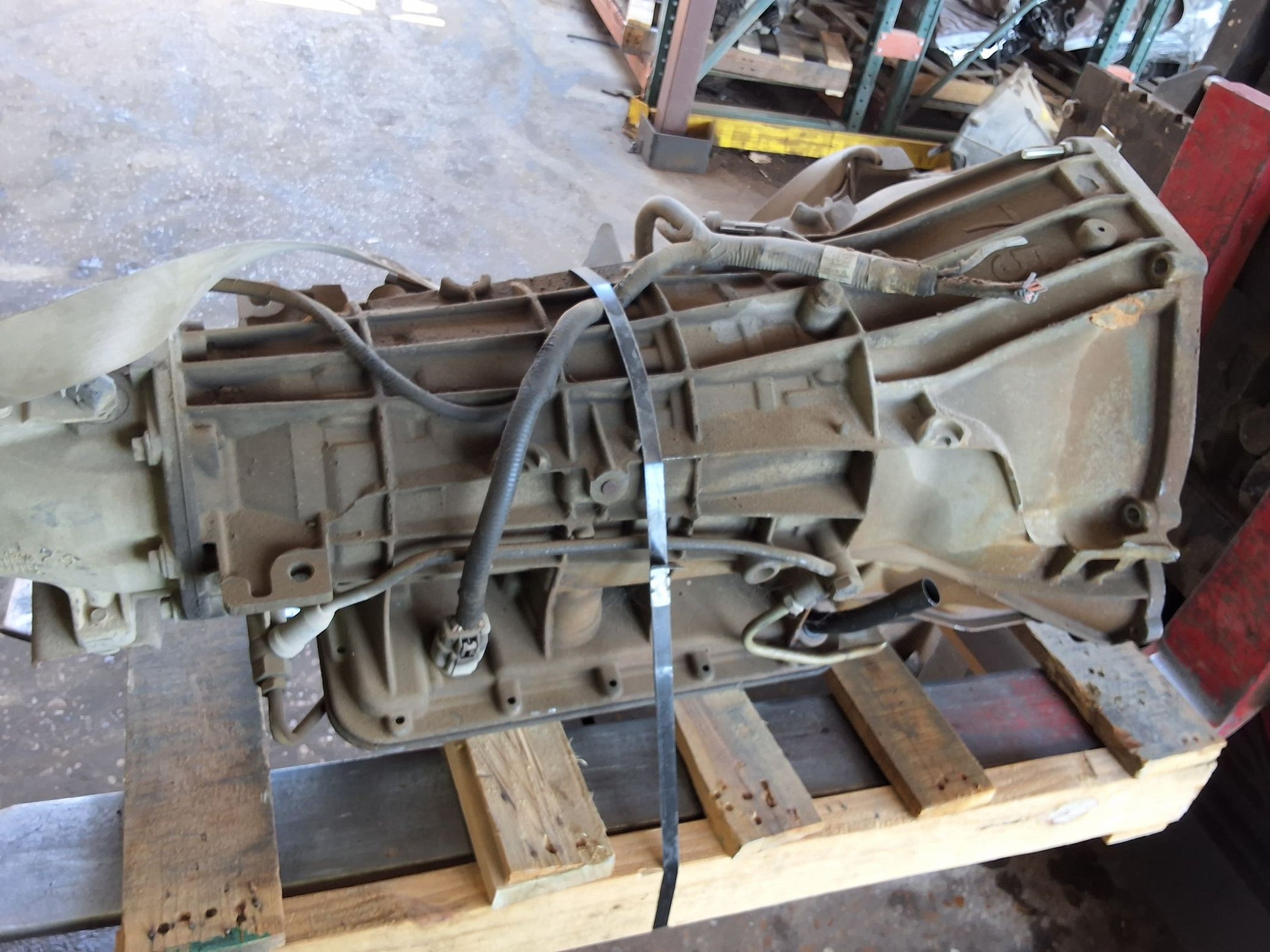 1997-2002 Ford E350 AT, 4R100 transmission, 8-330 (5.4L) gasoline) Transmission main image