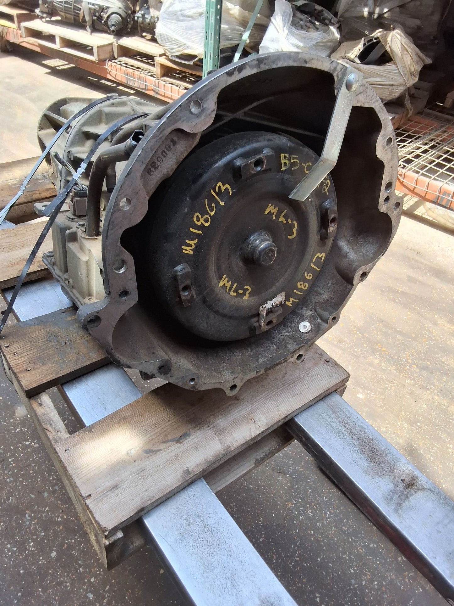 2012 Dodge RAM 1500 (AT), 4x2, 3.7L 8th digit) Transmission main image