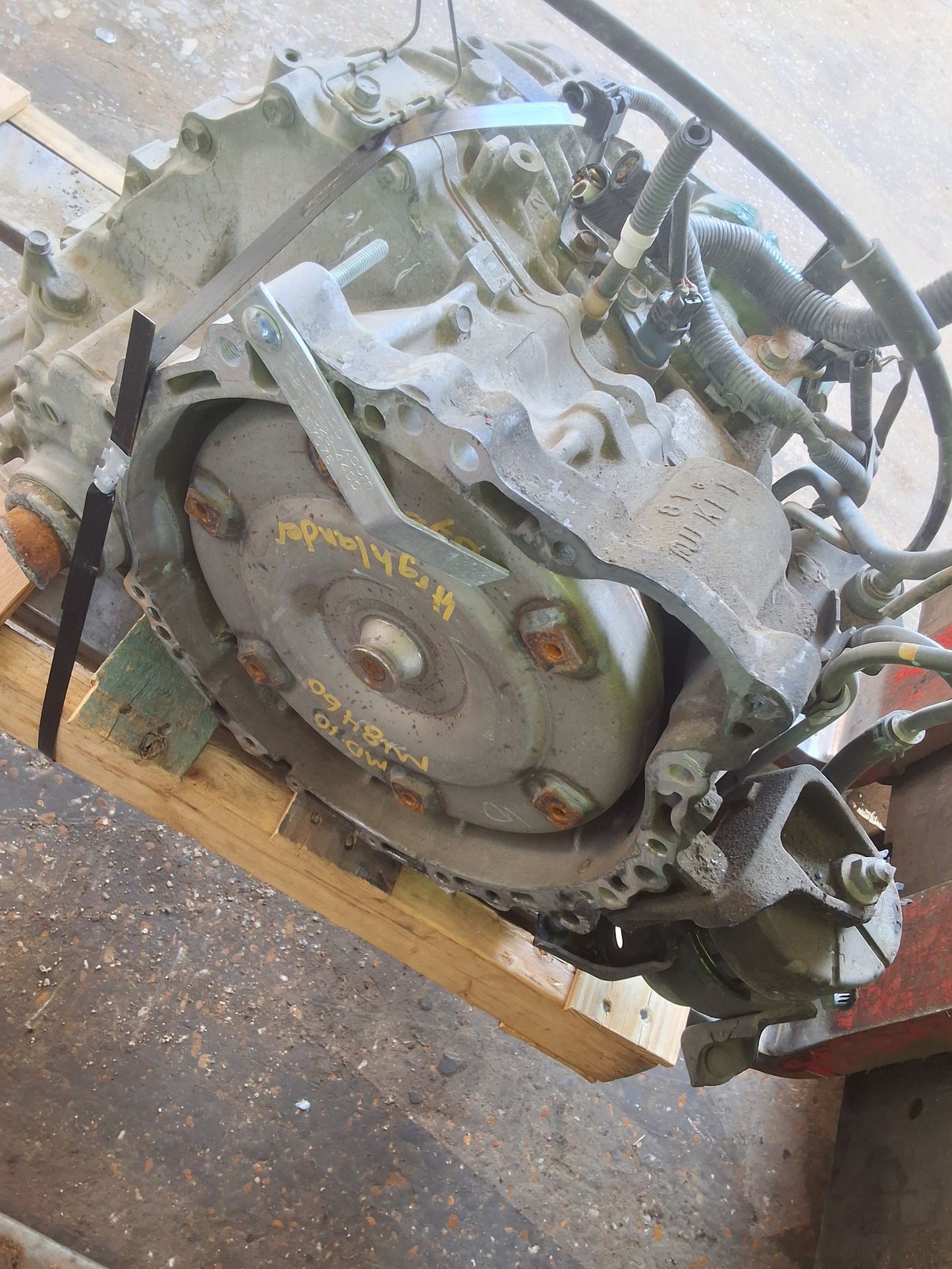 2004-2007 Toyota Highlander Automaric 2WD Transmission main image