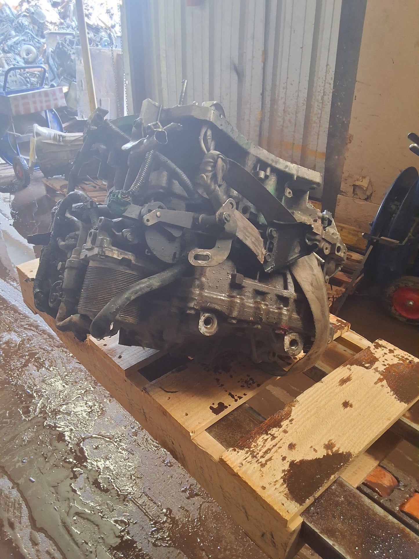 2011-2014 Nissan Juke Automatic FWD Transmission main image