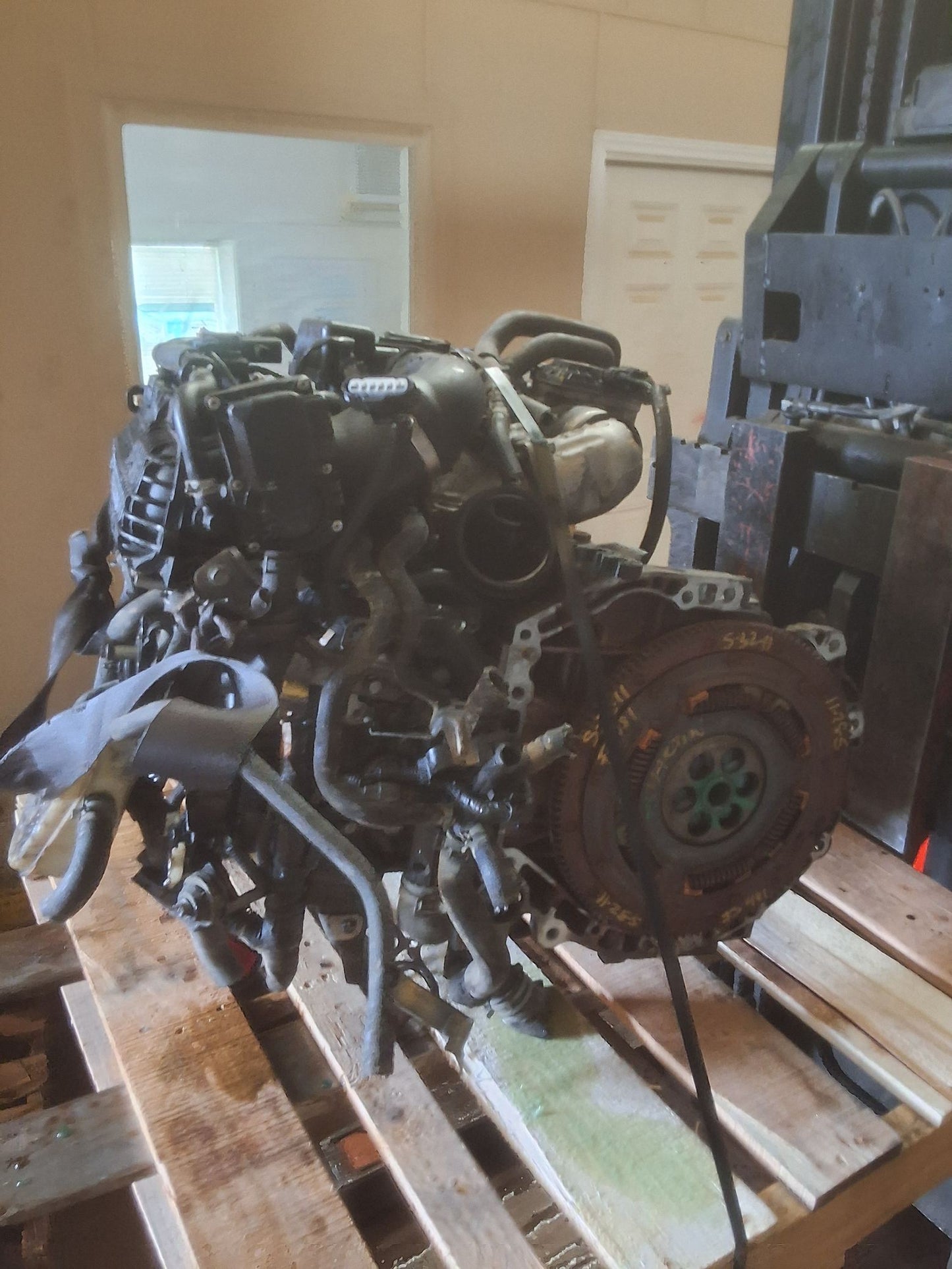 2014 Nissan Pathfinder 2.5 Engine main image