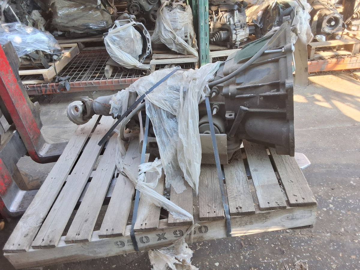 2004-2007 Chevrolet Suburban Automatic RWD Transmission main image
