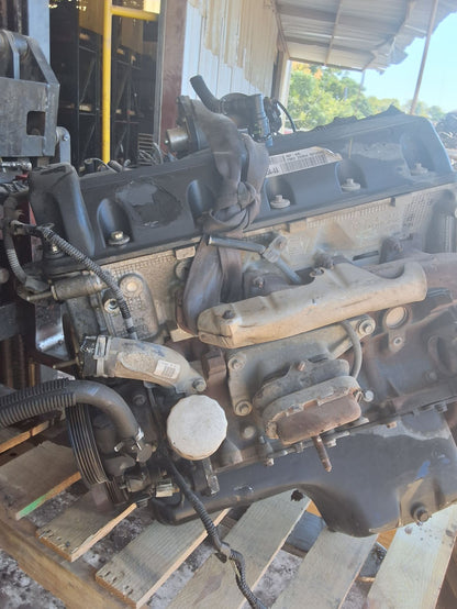 2003-2005 Lincoln Town Car 4.6L Engine main image