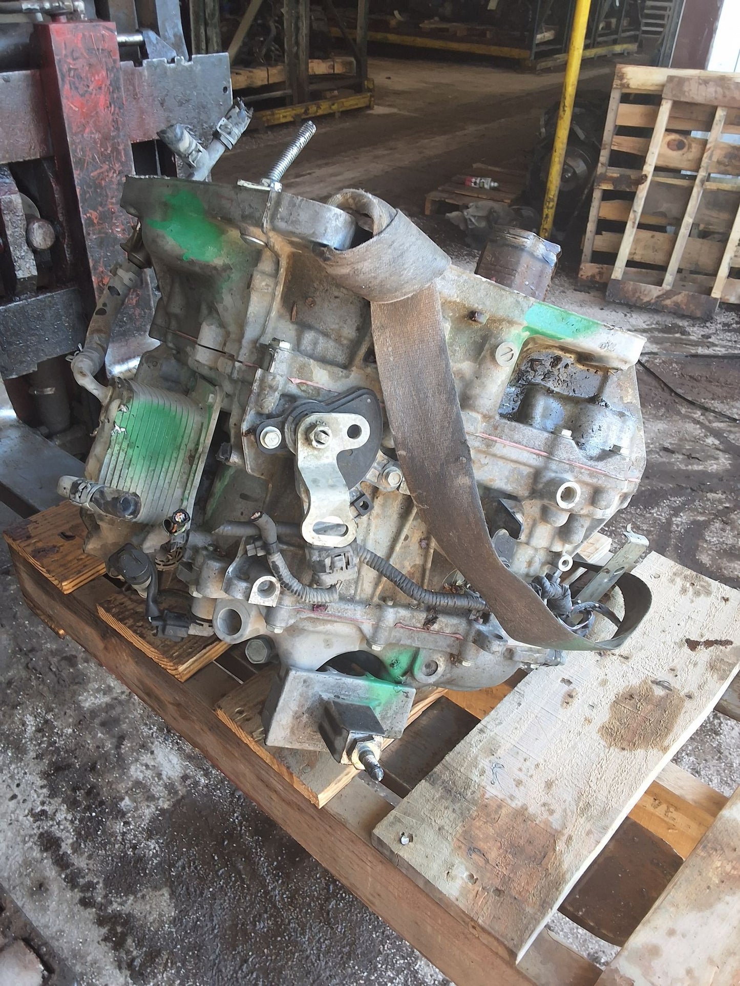 2013-2016 Nissan Sentra CVT FWD Transmission main image