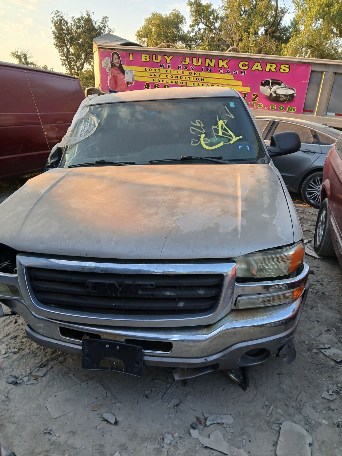Fuse Box Interior 1999 - 2006 GMC Sierra 1500 main image
