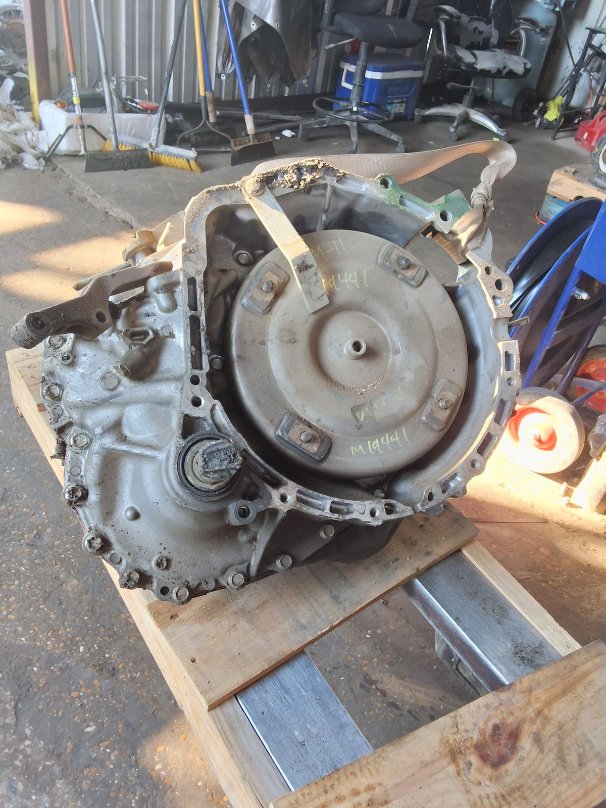 2017-2020 Nissan Pathfinder Automatic - F - AWD FWD Transmission main image