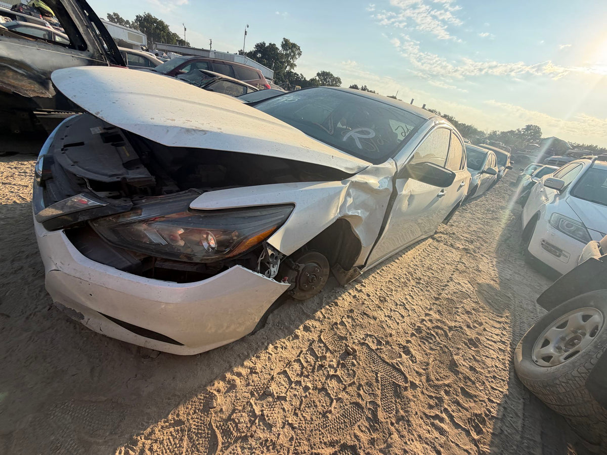 Inside Door Handle Front Passenger Side 2013 - 2018 Nissan Altima main image