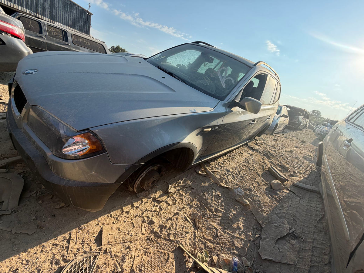 Door Trim Panel Front Passenger Side 2004 - 2010 BMW X3 main image