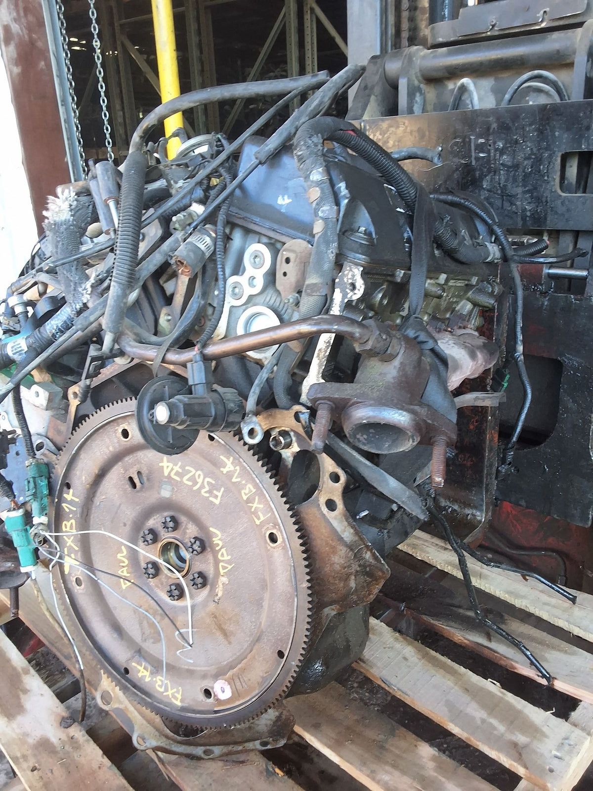 2001 Lincoln Town Car 4.6L Engine main image