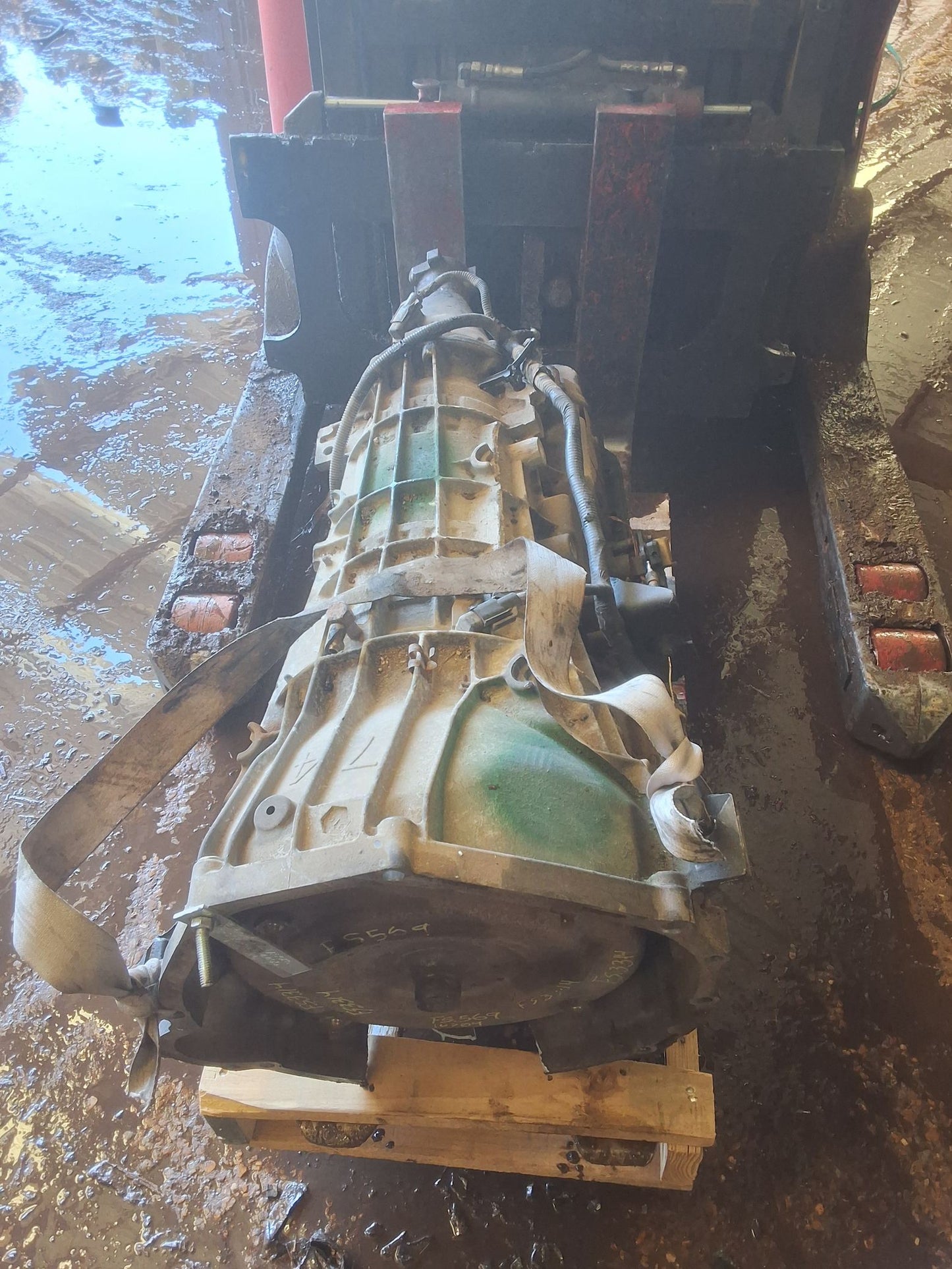2002-2004 Ford F250 Automatic SOHC) Transmission main image