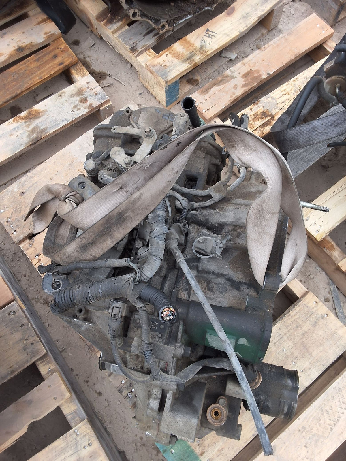 2005-2010 Kia Sportage Automatic VIN 4 (8th digit) Transmission main image