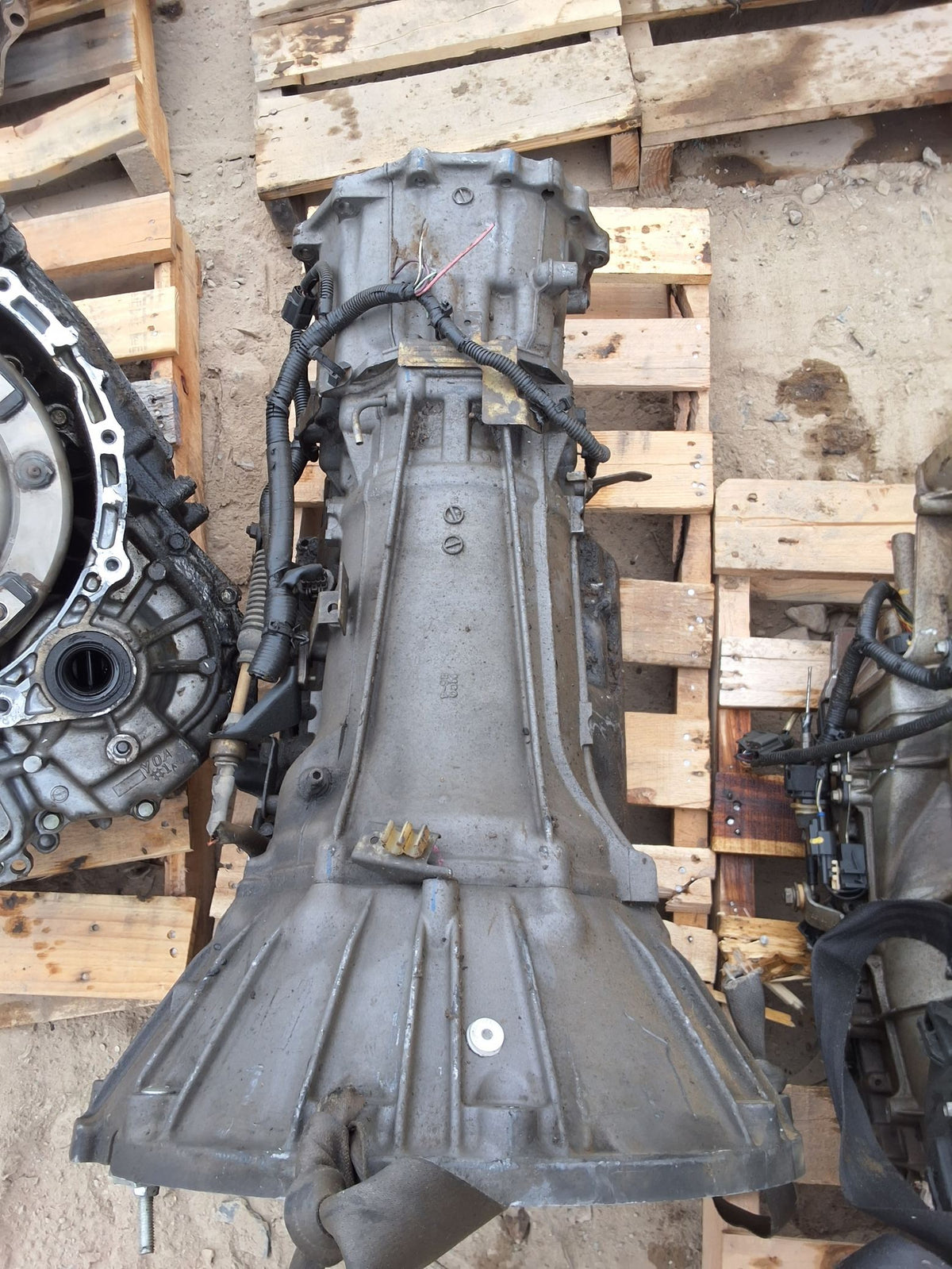 2006 Nissan Pathfinder Automatic 4X4 Transmission main image