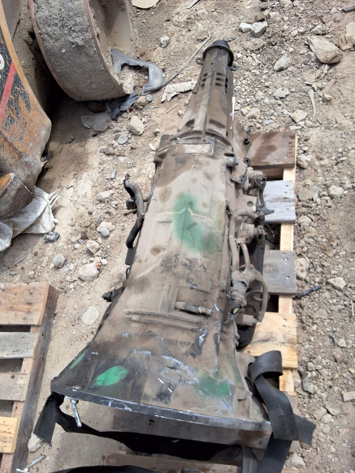 2004-2005 Dodge RAM 1500 AT, 4x2, 3.7L 8th digit) Transmission main image