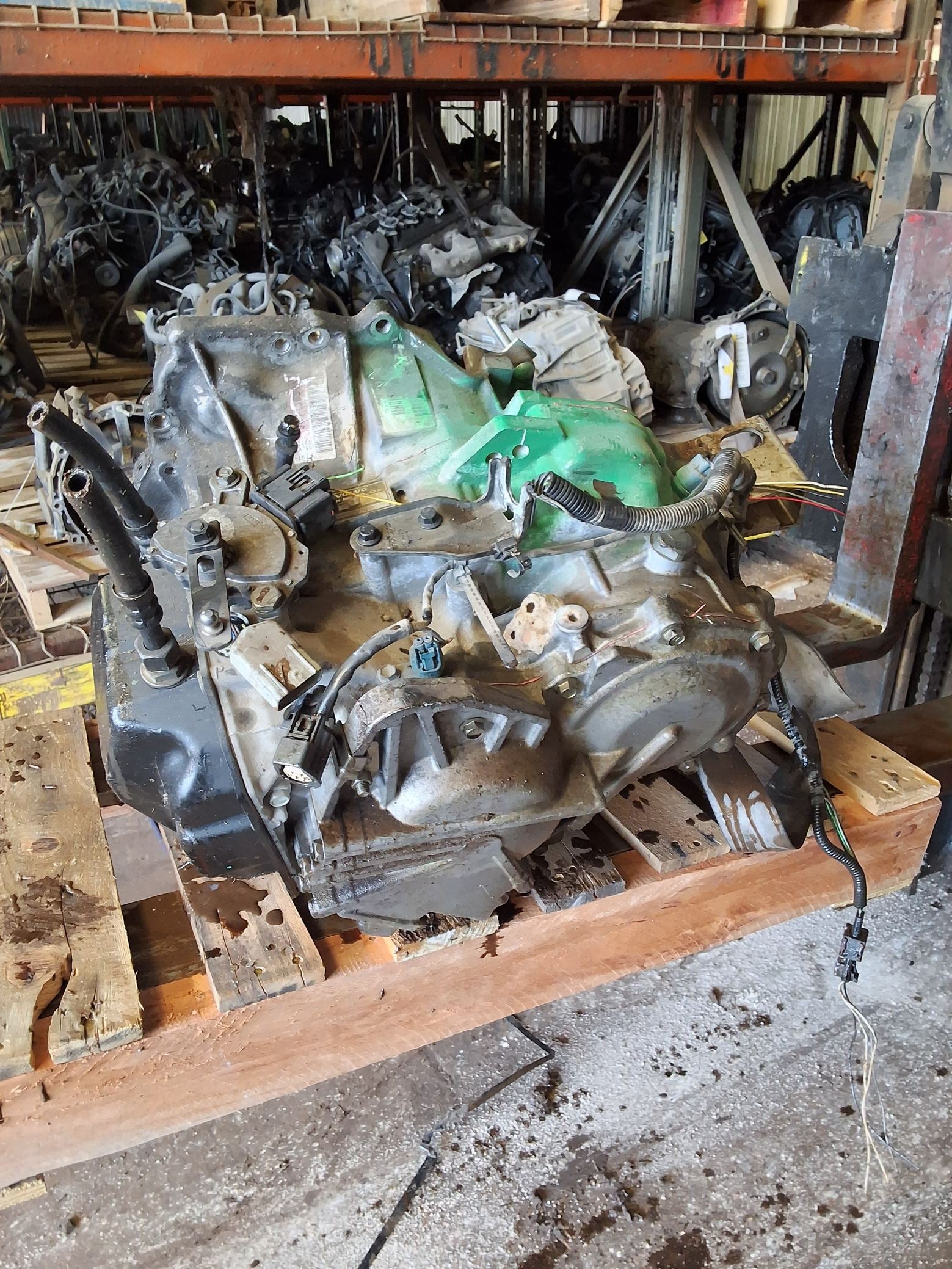2003-2007 Volvo XC90 AT, 5 cylinder, FWD 5 cylinder) Transmission main image
