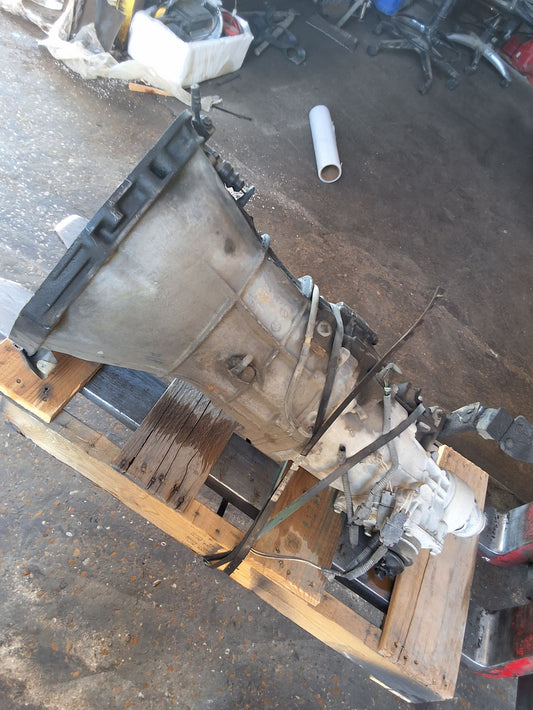 2001-2004 Nissan Frontier 4-speed Automatic RWD Transmission main image