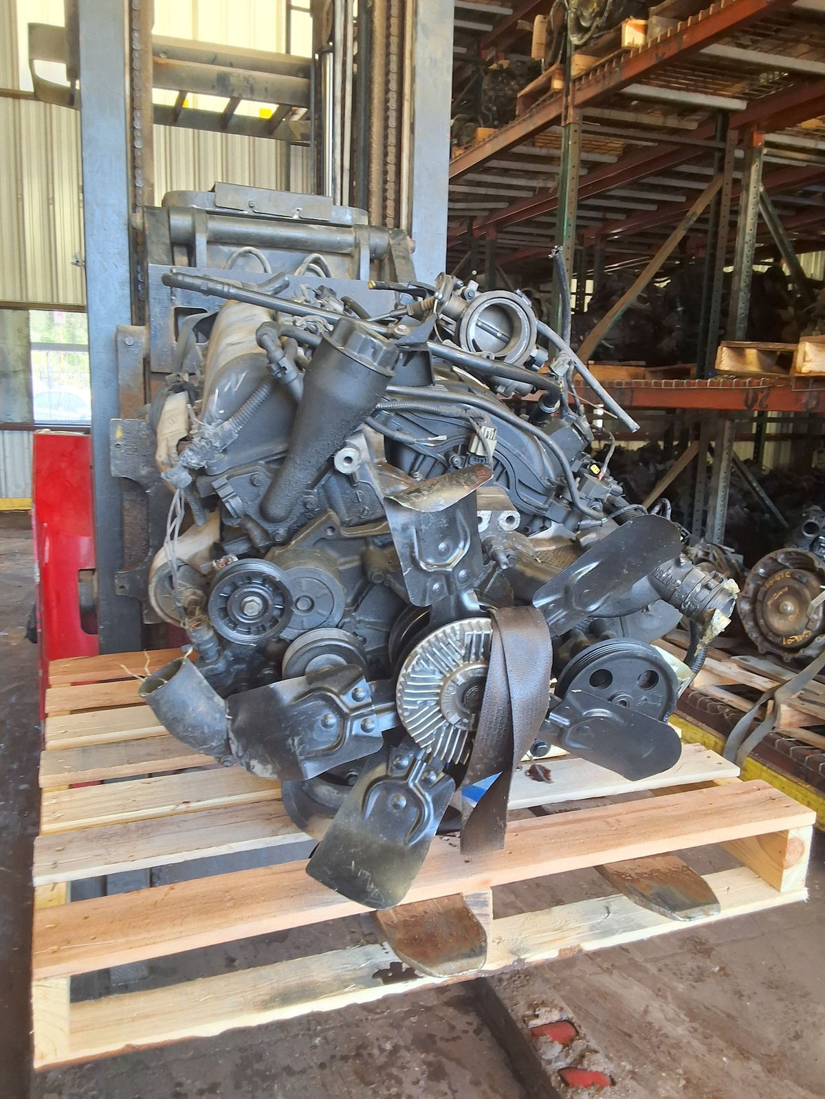 2002-2004 Dodge Durango 4.7L Engine main image