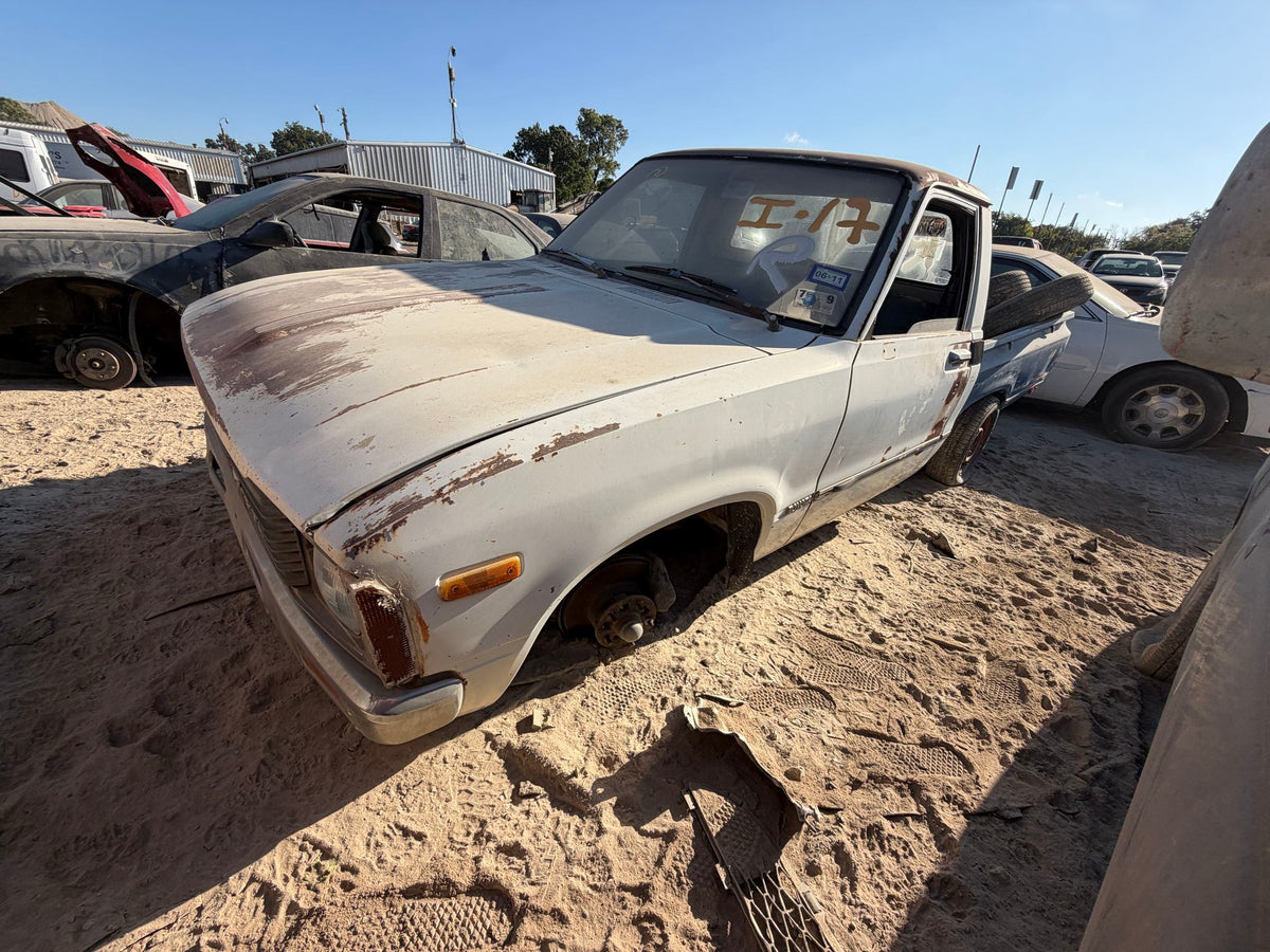Wheel 2079 - 1983 Toyota Pickup main image