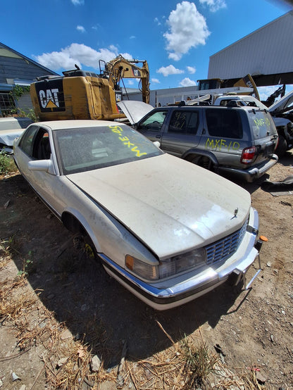 Door Exterior Handle Rear Passenger Side 1992 - 1997 Cadillac Seville main image